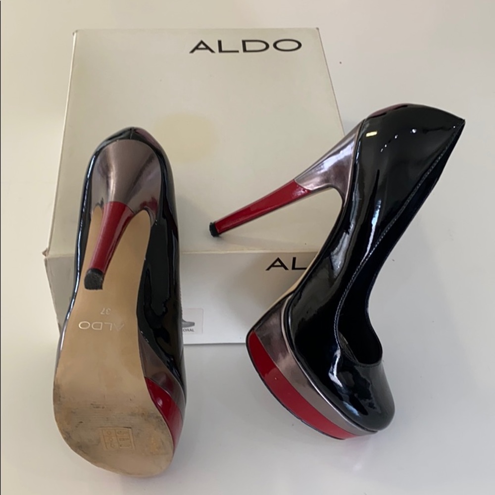 Pumps - Picture 3 of 3